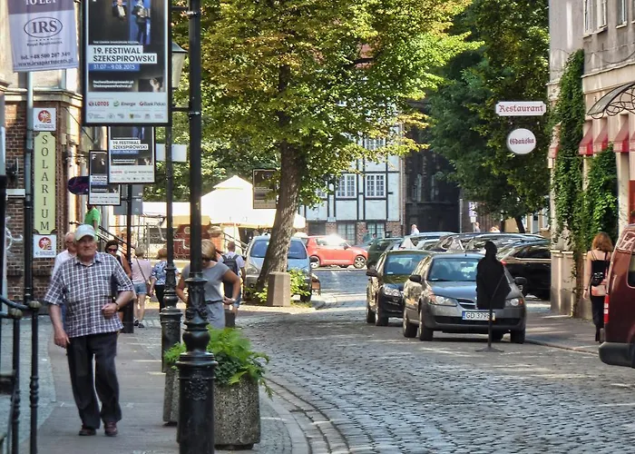 格但斯克豪华公寓 公寓 *